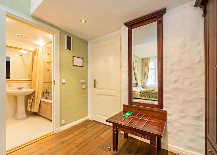 Taanilinna 3* Tallinn