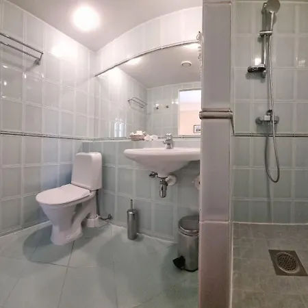 Taanilinna 3*